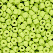 Seed beads 8/0 (3mm) Lime green